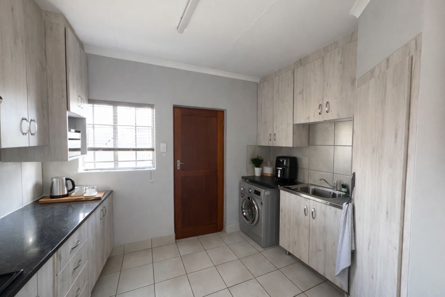 3 Bedroom Property for Sale in Waterkloof East North West